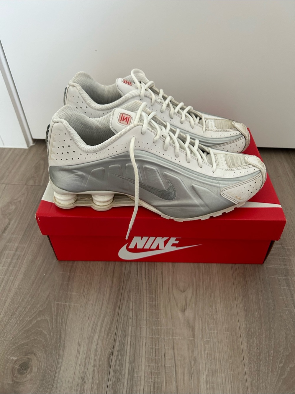 Nike Shox R4 - Picture 5 of 7